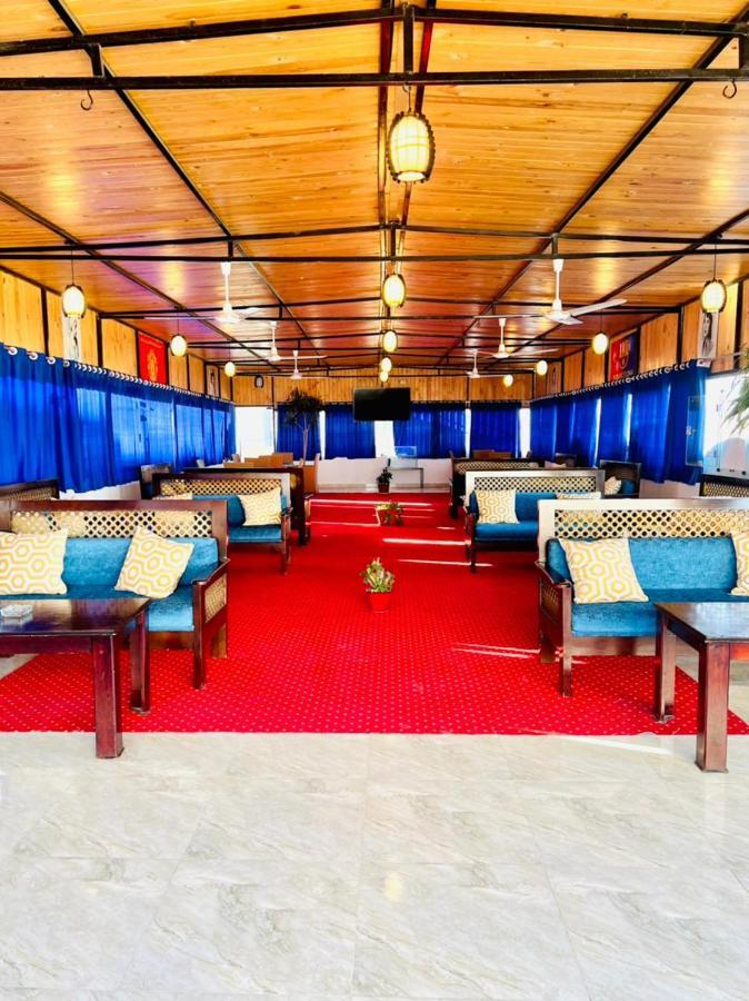 Dolphin Hotel Kuszeir Kültér fotó