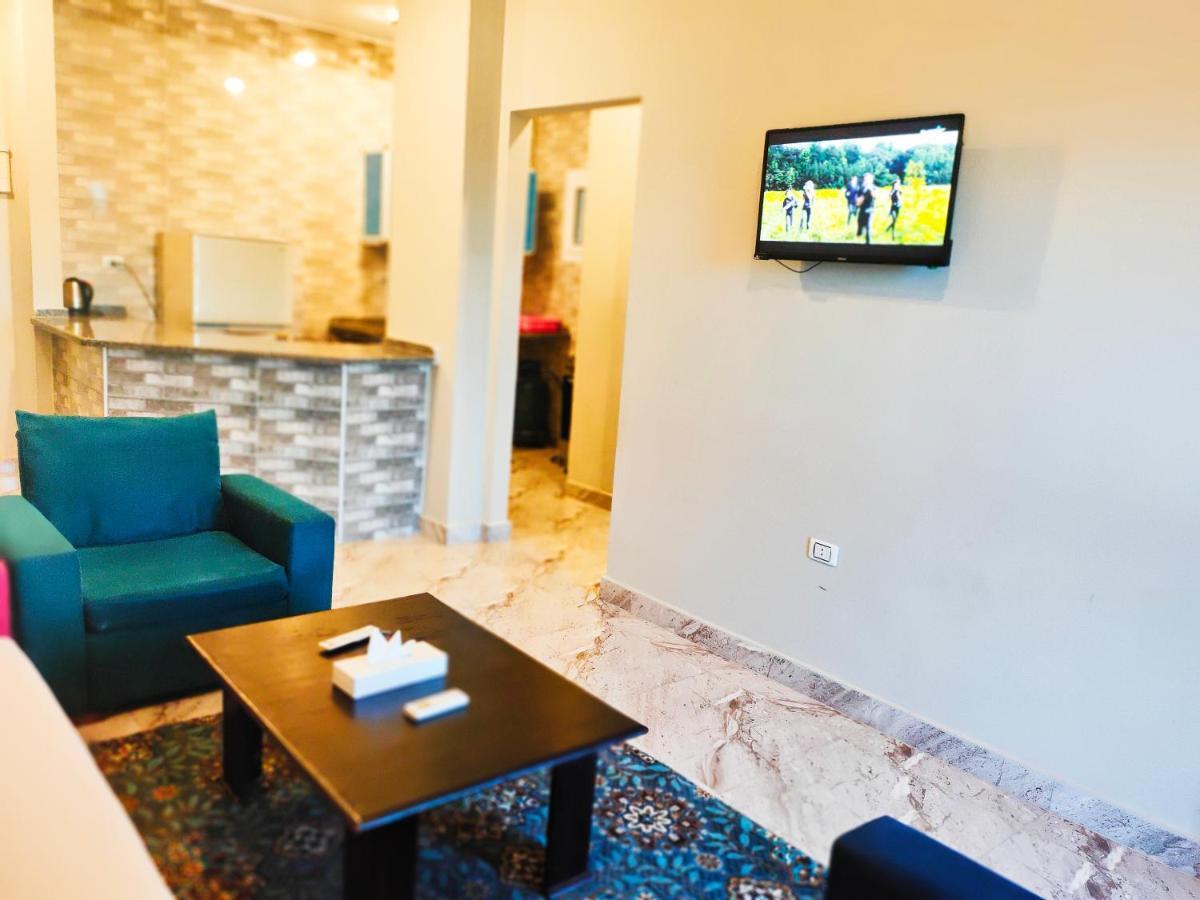 Dolphin Hotel Kuszeir Kültér fotó